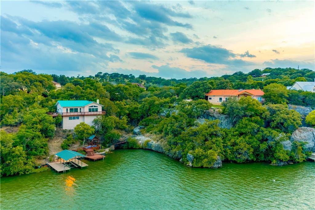 830 Los Escondidos ST, Marble Falls, TX 78654