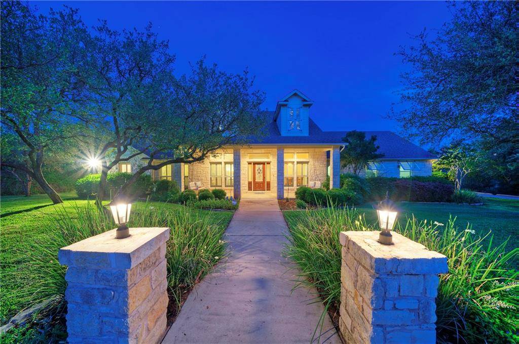 3725 BEE CREEK RD, Spicewood, TX 78669