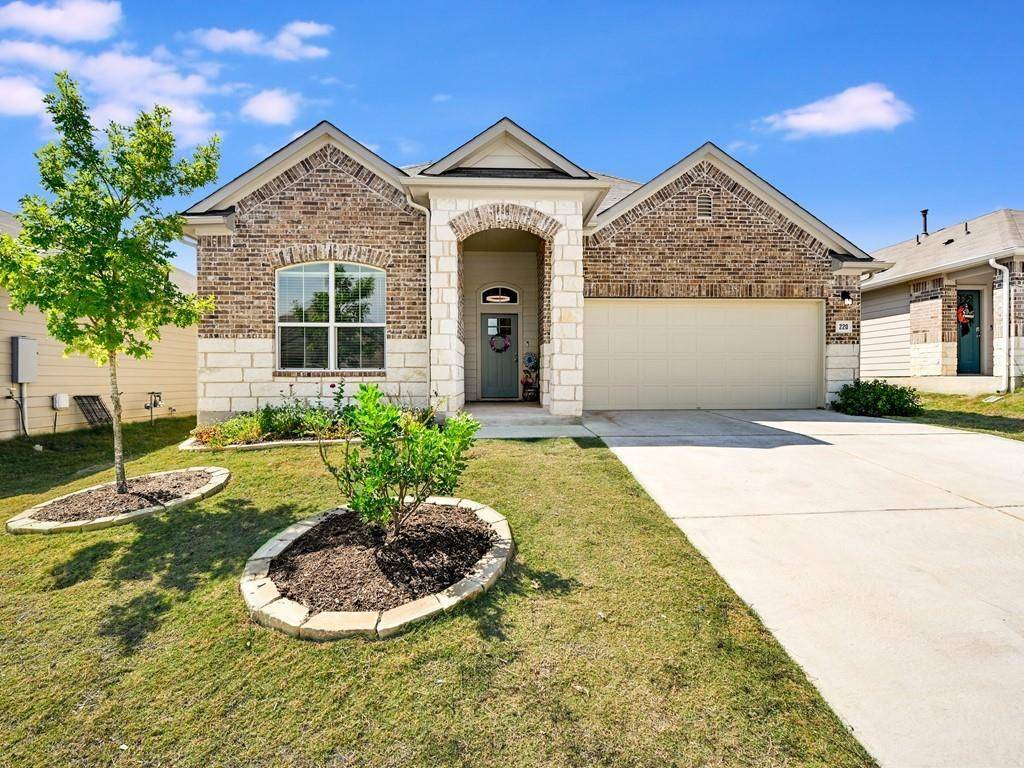 220 Cherry Laurel LN, Kyle, TX 78640