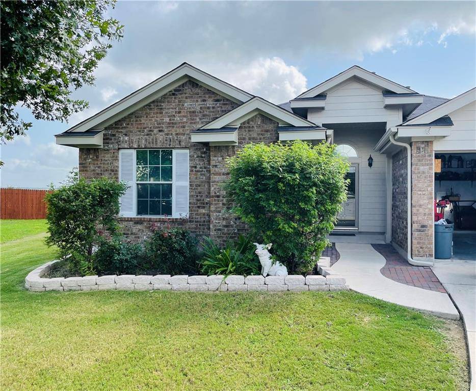 100 Voyager CV, Kyle, TX 78640