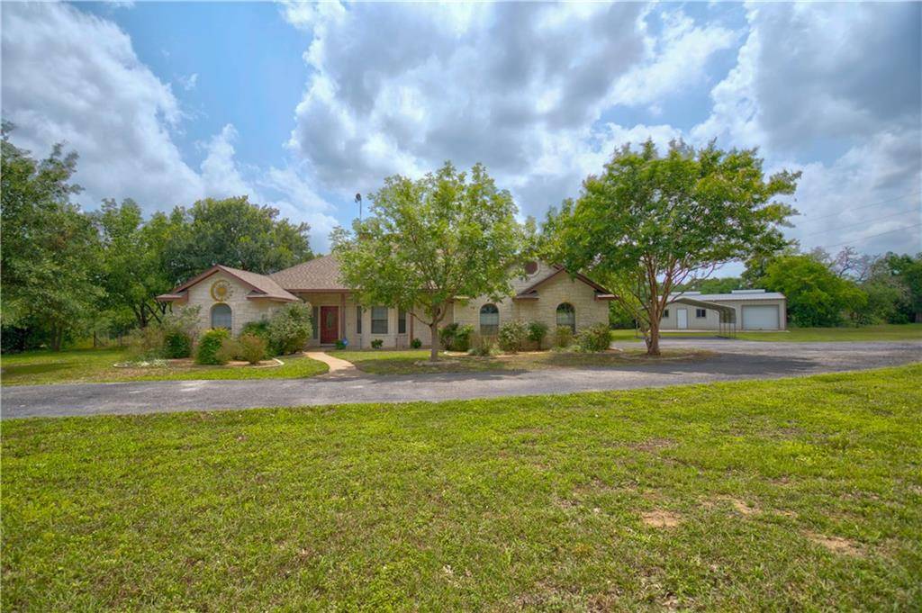101 Ancient Oaks DR, Marble Falls, TX 78654