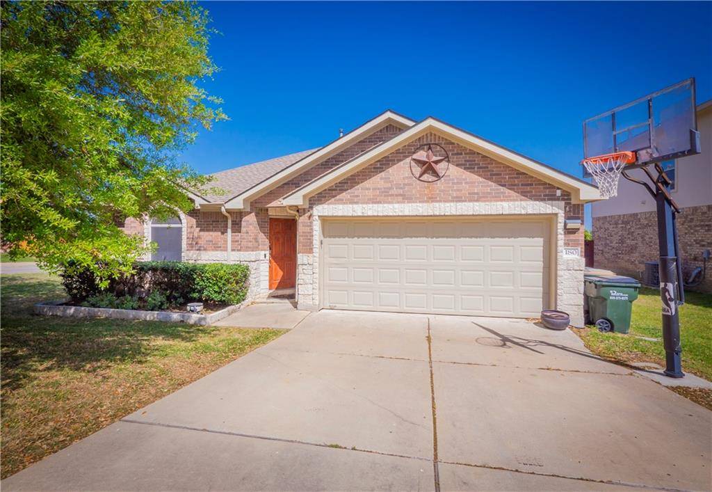 180 Poplarwood DR, Kyle, TX 78640