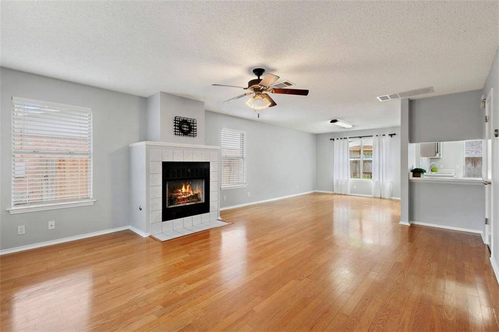1907 Summer Rain DR, Cedar Park, TX 78613