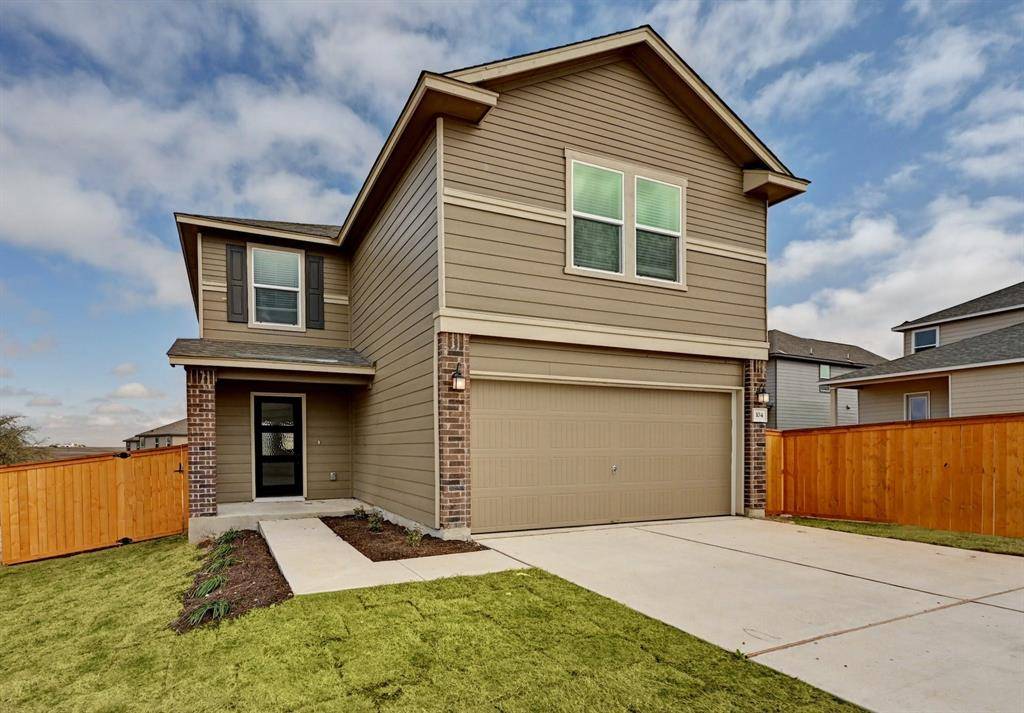 104 Robert Hightower CV, Jarrell, TX 76537