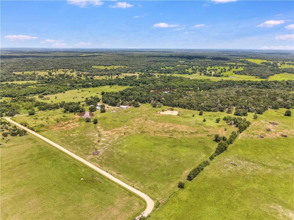 2912 County Road 323, Rockdale, TX 76567