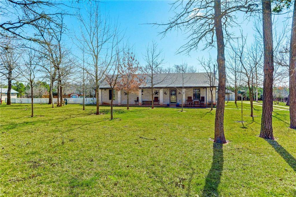 123 William Higgins DR, Bastrop, TX 78602