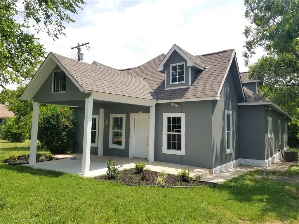 920 Washburn ST, Taylor, TX 76574