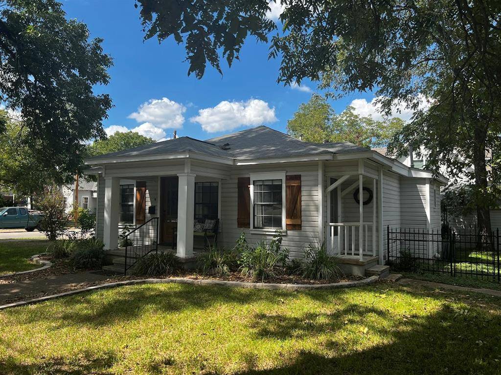 401 E 10th ST, Georgetown, TX 78626