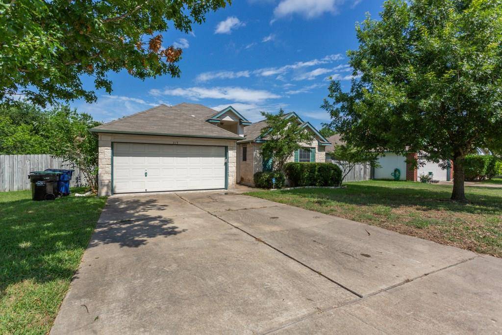 213 Little Lake RD, Hutto, TX 78634