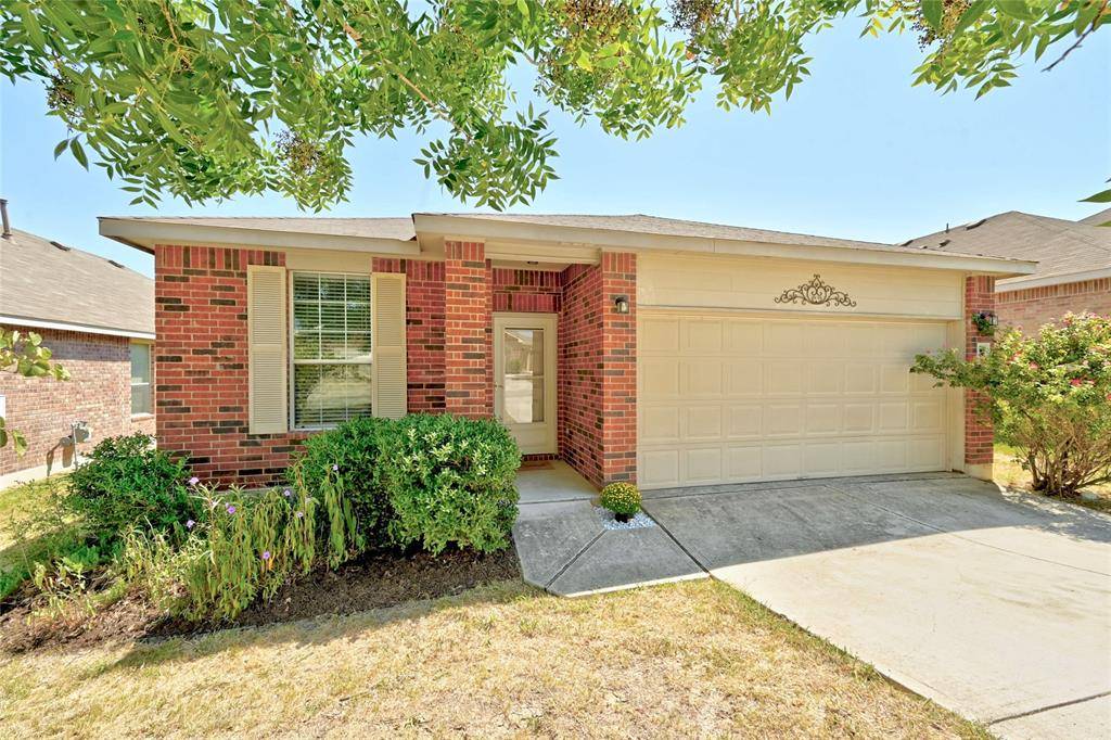 168 Willow Leaf LN, Buda, TX 78610