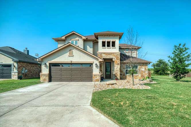 229 Jake DR, Jarrell, TX 76537