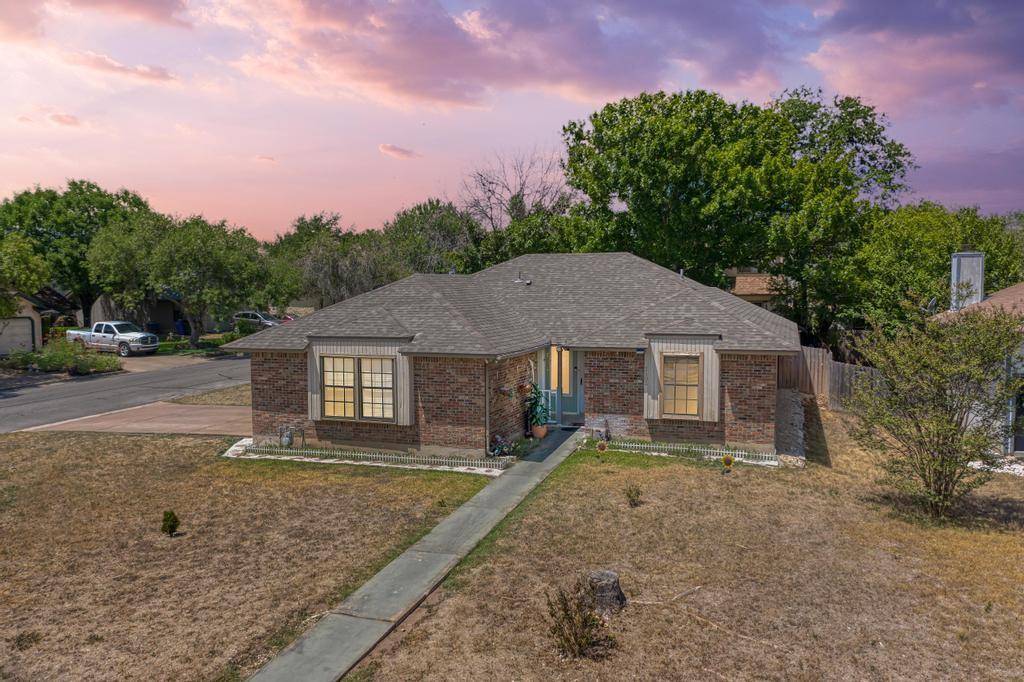 1101 Pitcairn DR, Pflugerville, TX 78660