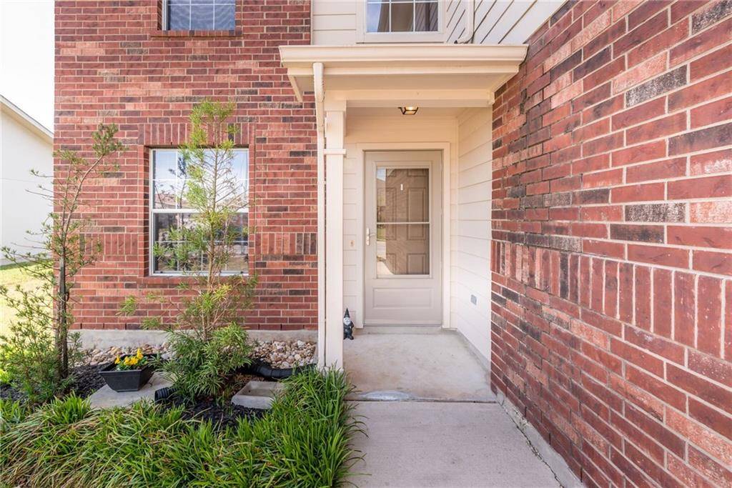 327 Almquist ST, Hutto, TX 78634