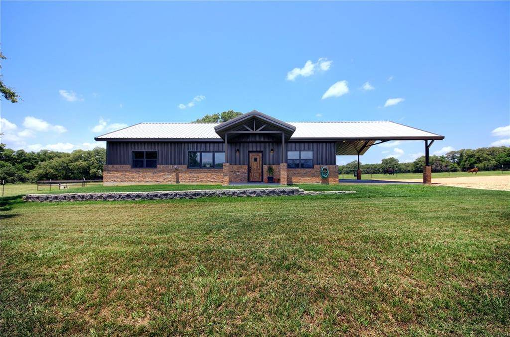 Address not disclosed, Rockdale, TX 76567