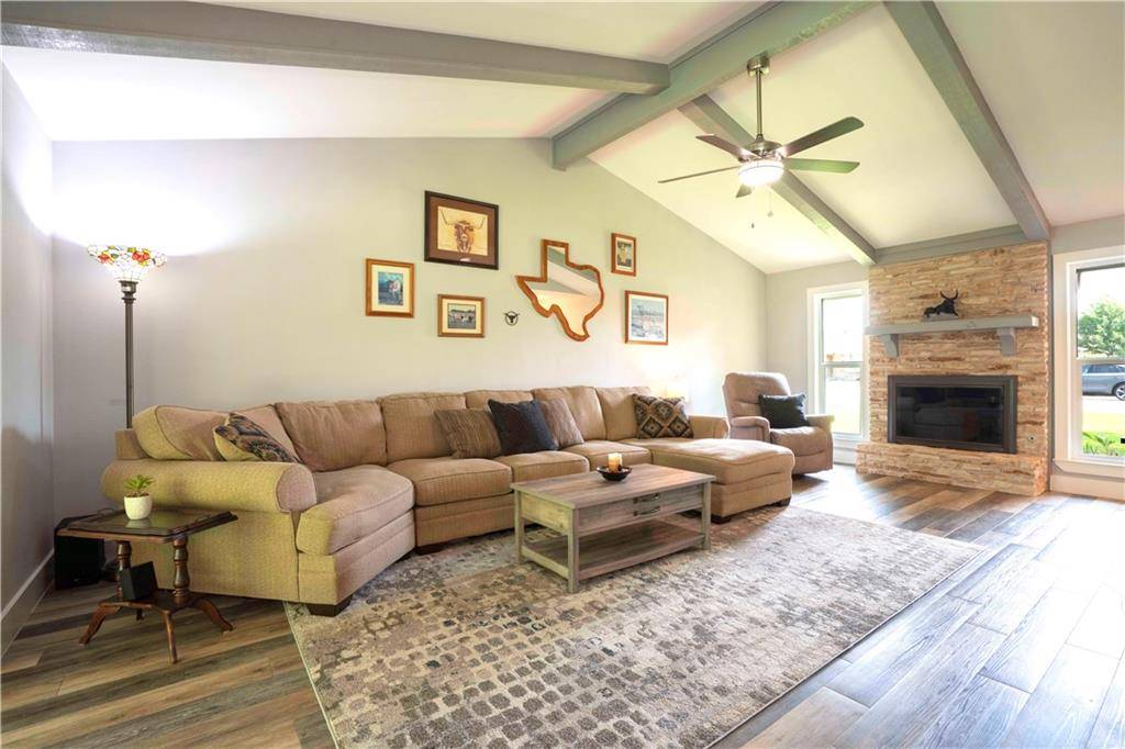 1712 Egger Ave, Round Rock, TX 78664
