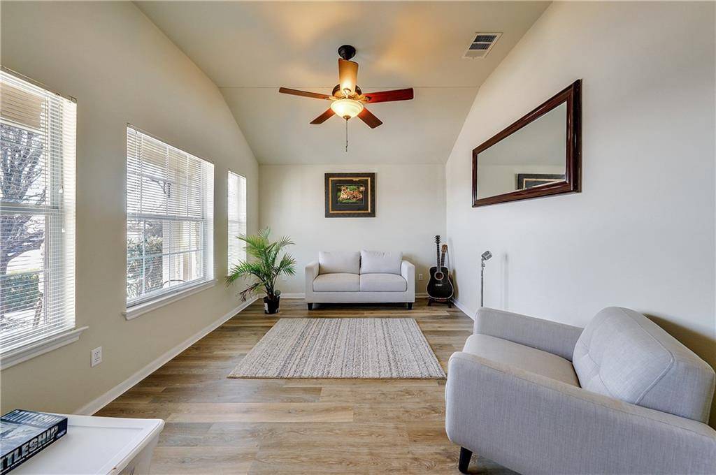 1641 Amberwood LOOP, Kyle, TX 78640