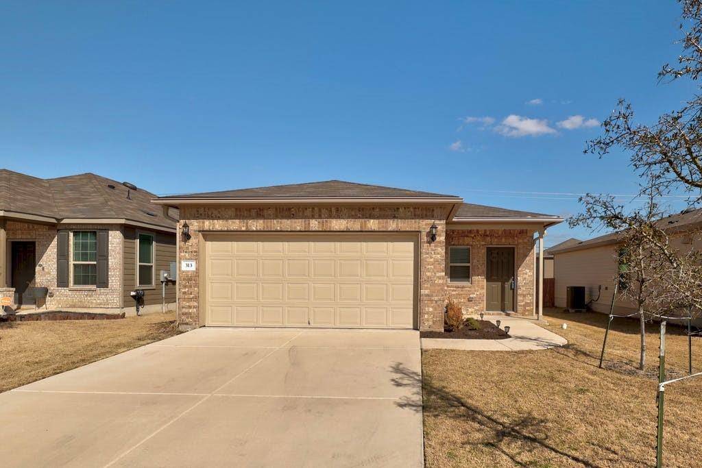 313 Ibis Falls LOOP, Jarrell, TX 76537