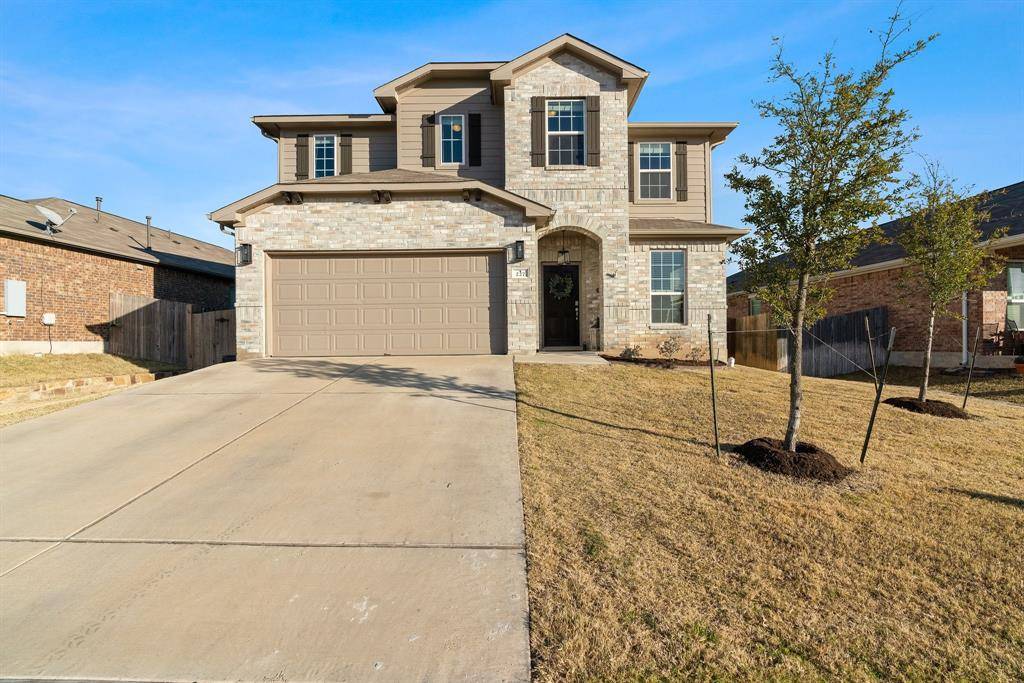 227 Firethorn DR, Buda, TX 78610