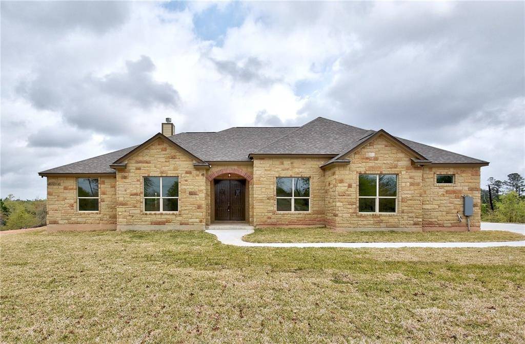 522 Kaanapali LN, Bastrop, TX 78602