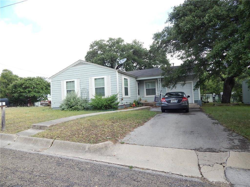 807 W Avenue A, Lampasas, TX 76550