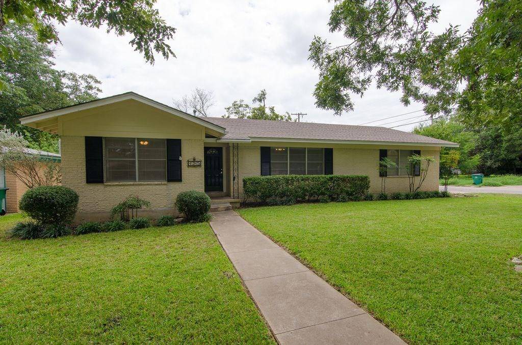 1015 Randall ST, Taylor, TX 76574