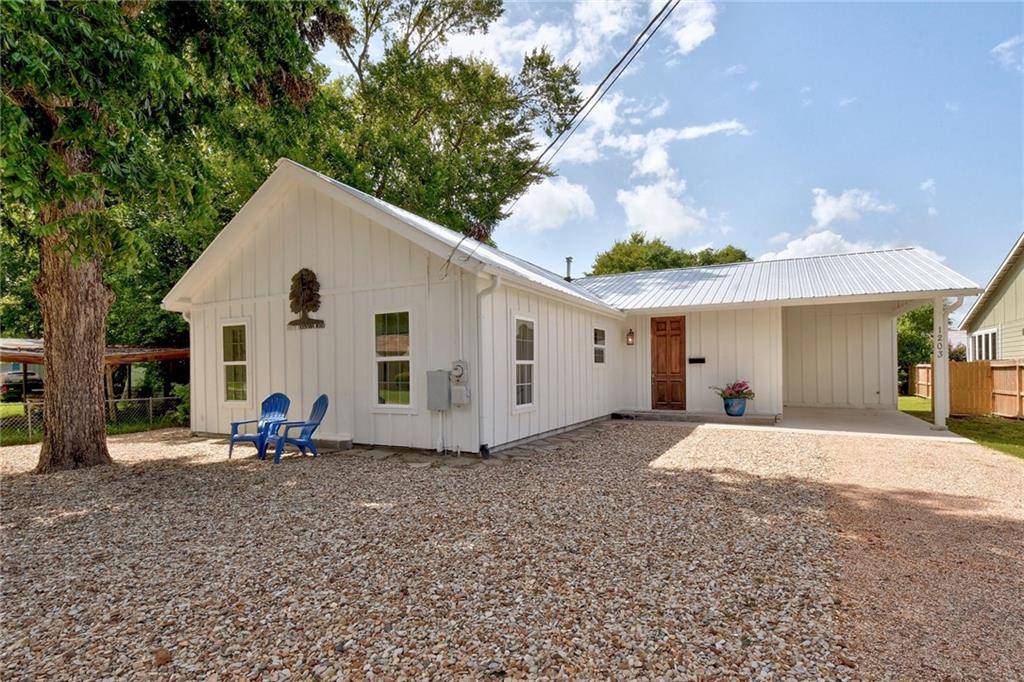1203 Buttonwood ST, Bastrop, TX 78602