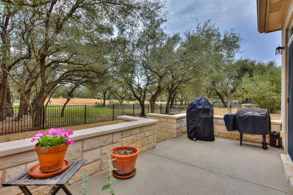816 Armstrong DR, Georgetown, TX 78633