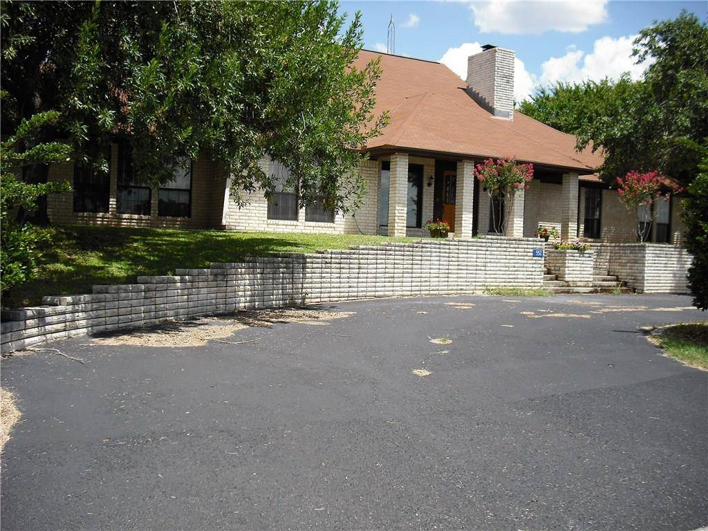 552 County Road 1030, Lampasas, TX 76550