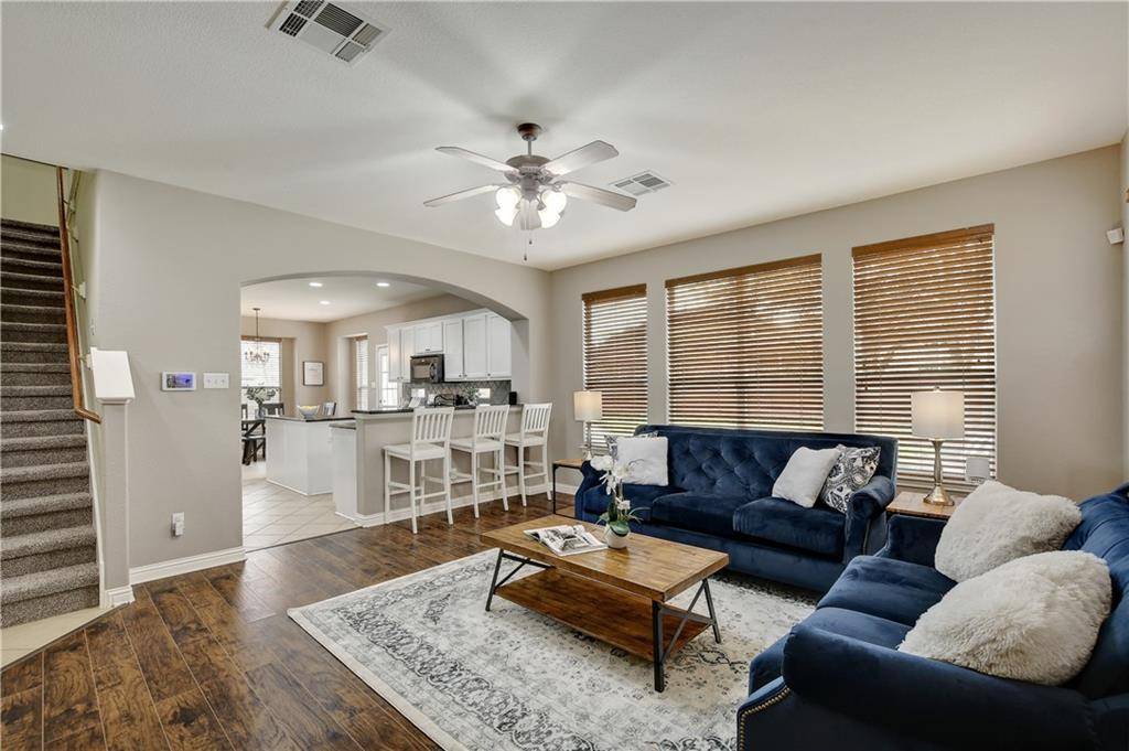 160 Camp Creek CT, Buda, TX 78610