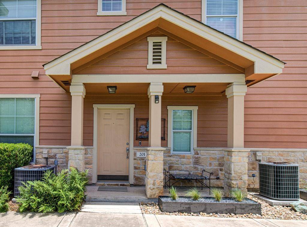 1481 E Old Settlers BLVD #201, Round Rock, TX 78664