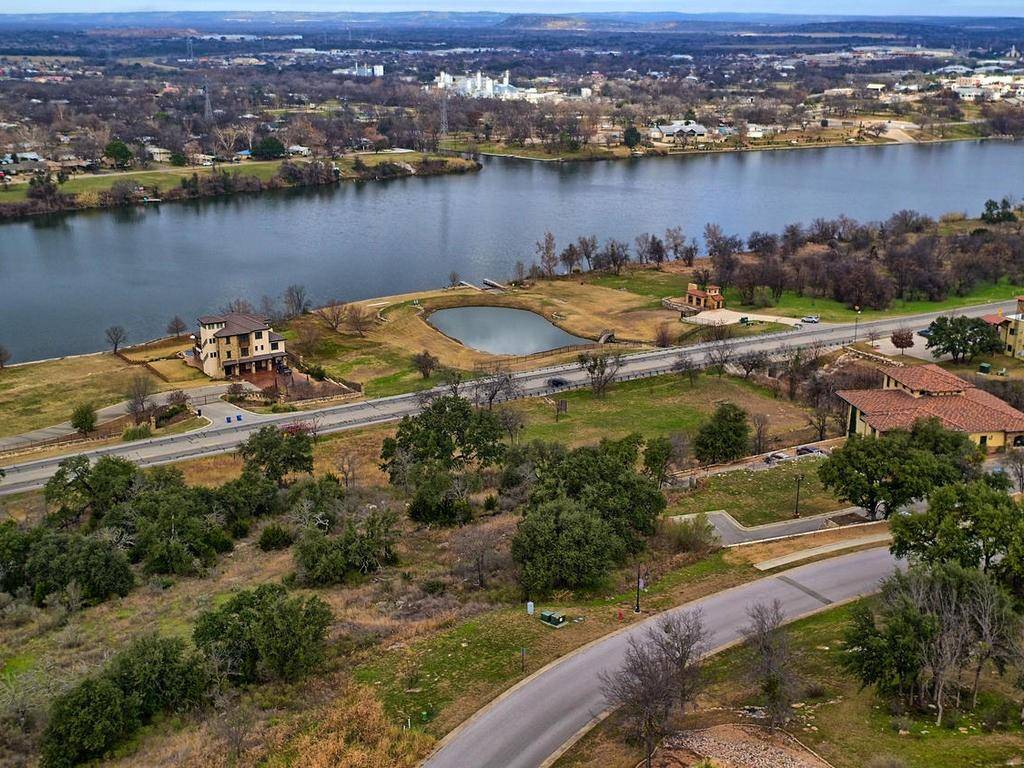 810 Esperanza Ave, Marble Falls, TX 78654