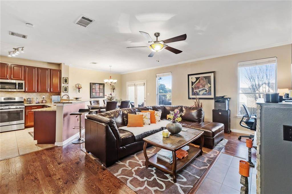 3300 Forest Creek DR #24, Round Rock, TX 78664