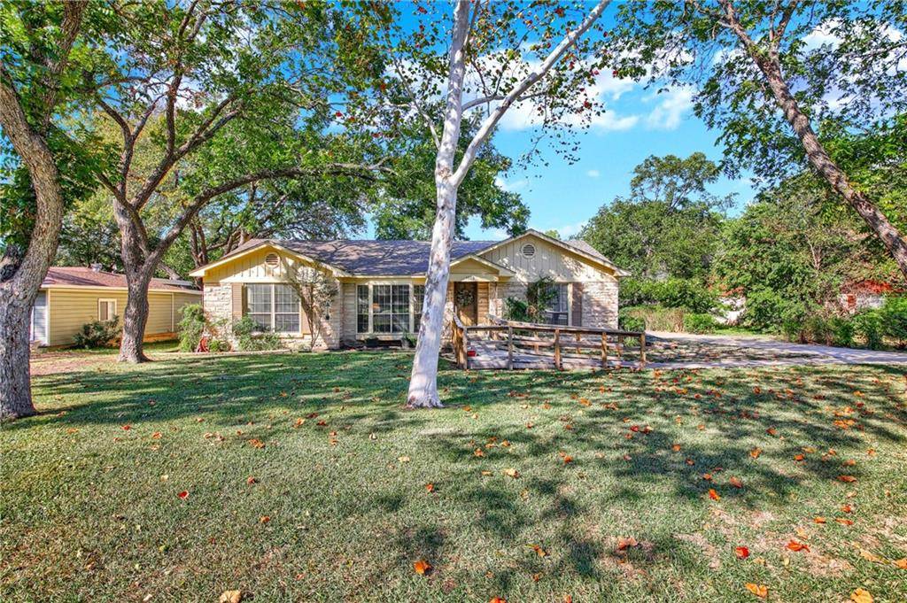 1609 Meadow LN, Taylor, TX 76574