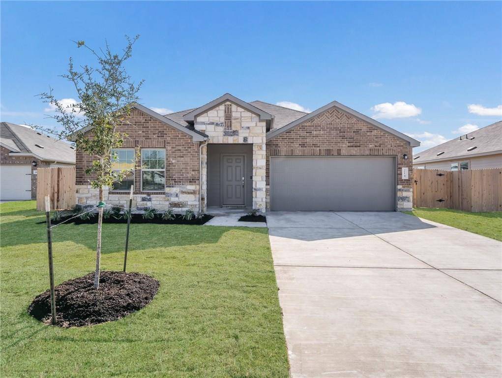 214 Pearland ST, Hutto, TX 78634