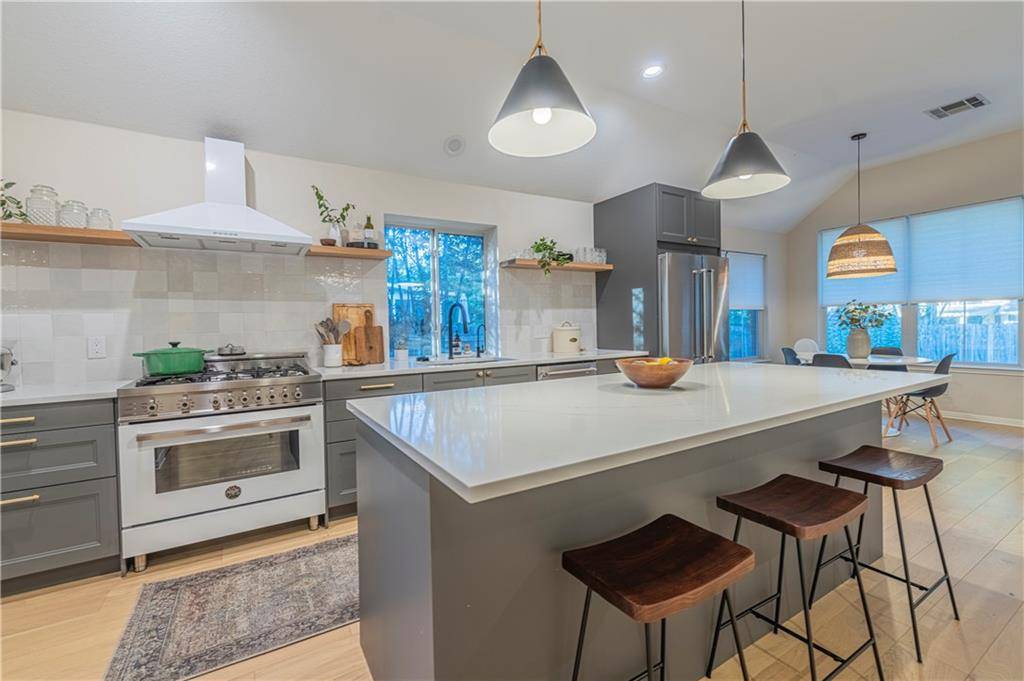 2214 Sharon DR, Cedar Park, TX 78613