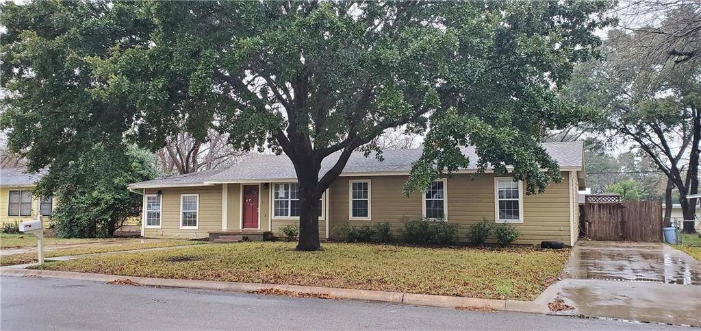 908 Kent ST, Taylor, TX 76574