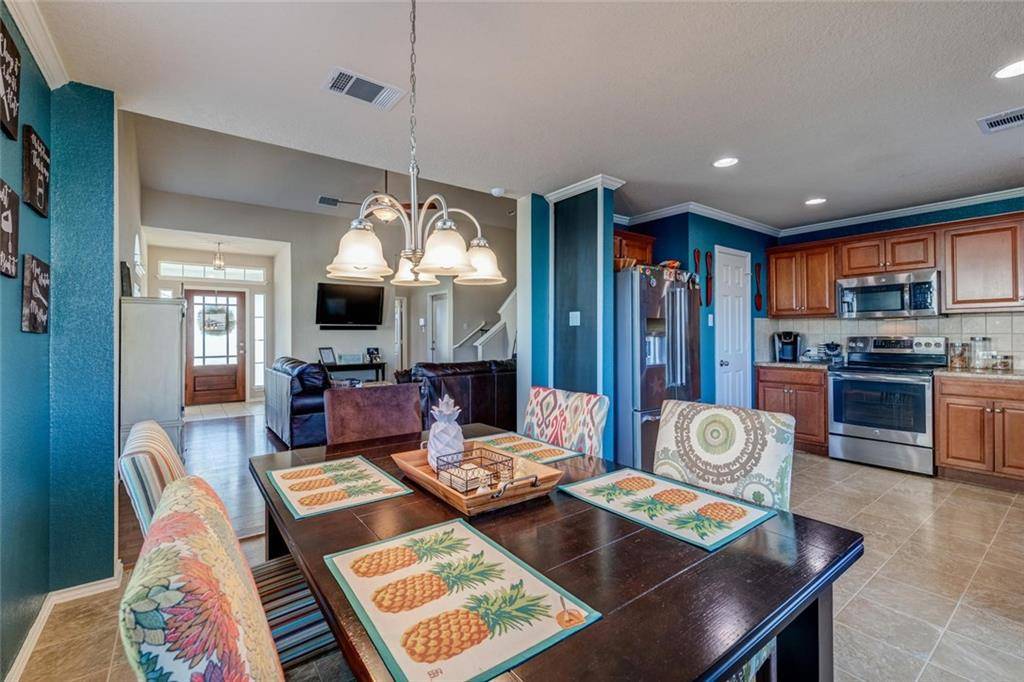 325 Wimberley ST, Hutto, TX 78634
