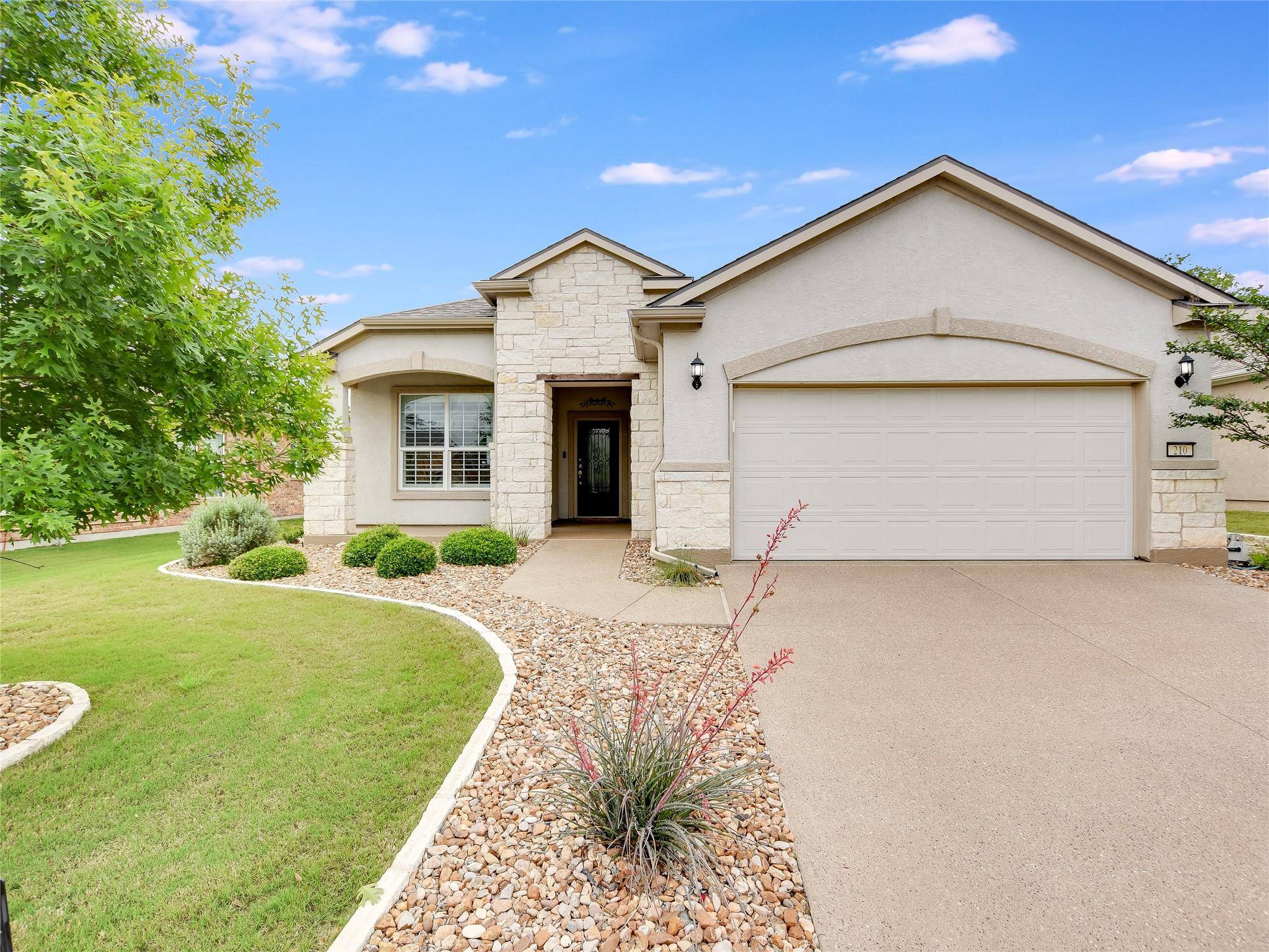210 Bluestem DR, Georgetown, TX 78633
