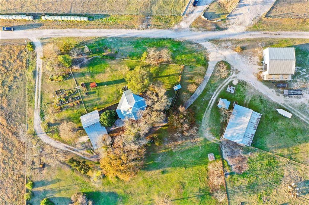 330 Private Road 915 PR, Georgetown, TX 78626