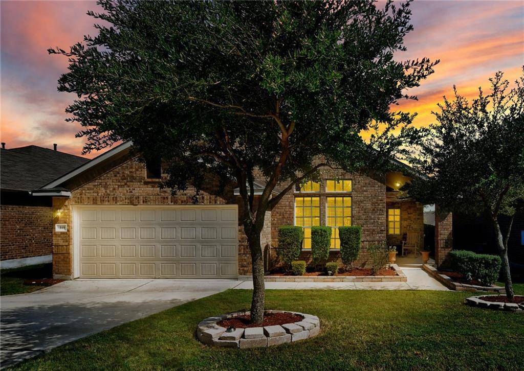 319 Strawberry Blonde DR, Buda, TX 78610