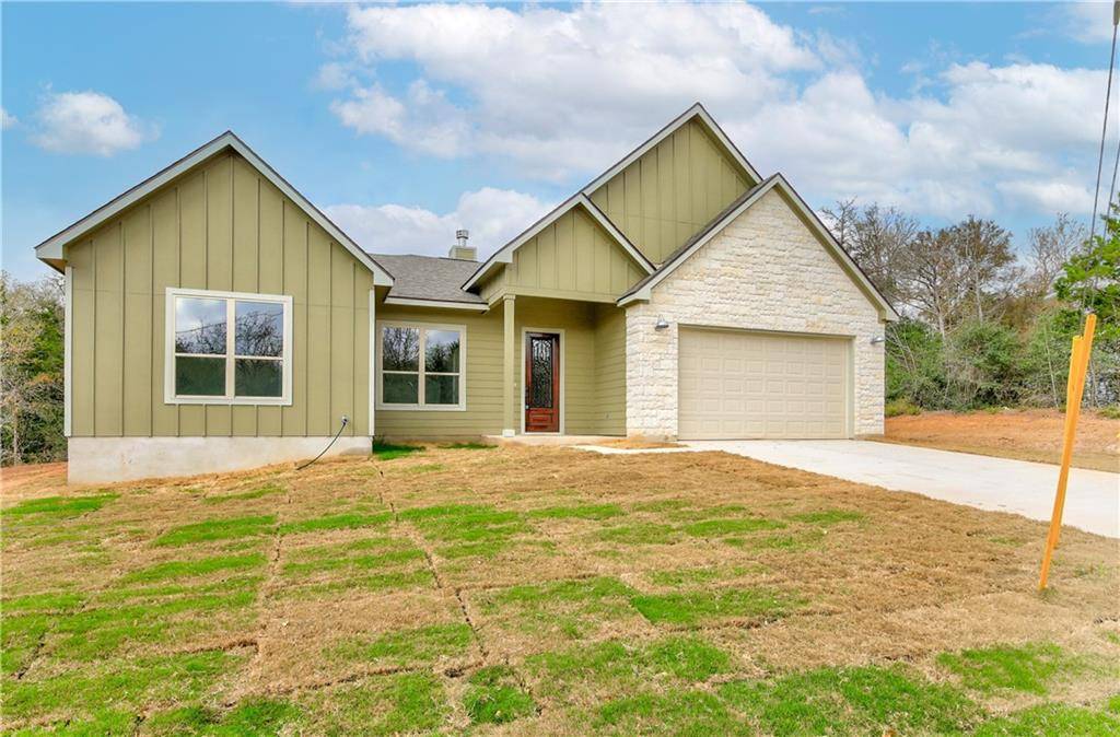 229 Kaelepulu DR, Bastrop, TX 78602
