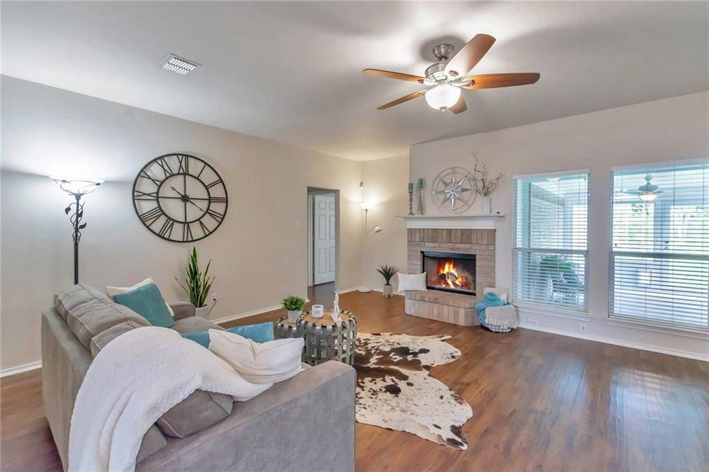 111 Evening Star, Kyle, TX 78640