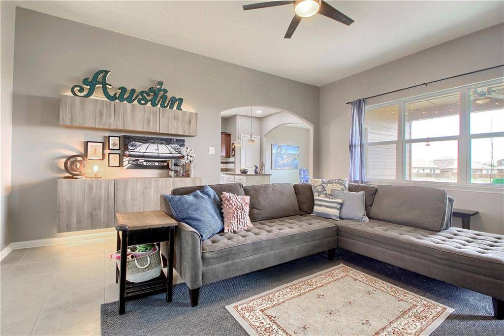 13317 Clara Martin RD, Manor, TX 78653
