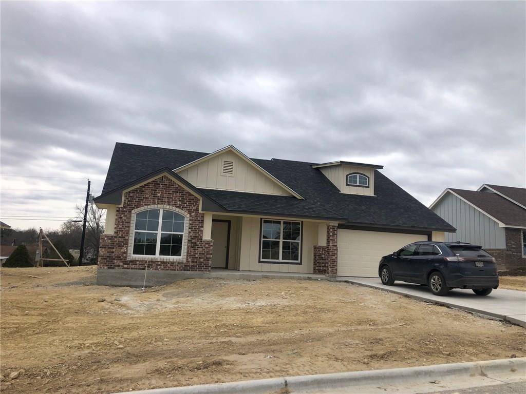 1136 Limestone DR, Lampasas, TX 76550