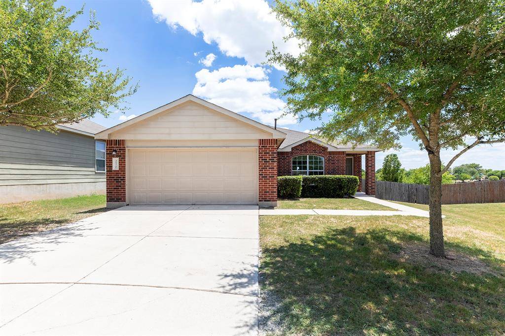270 Nandina DR, Buda, TX 78610