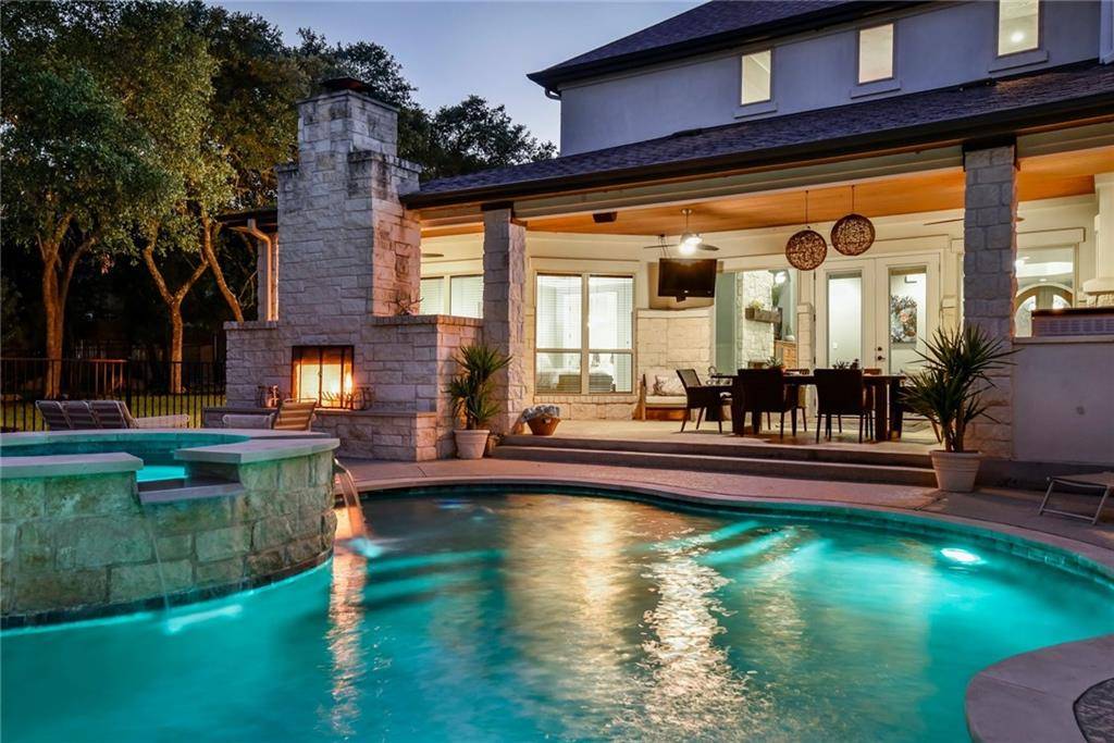 220 Chadwick DR, Georgetown, TX 78628