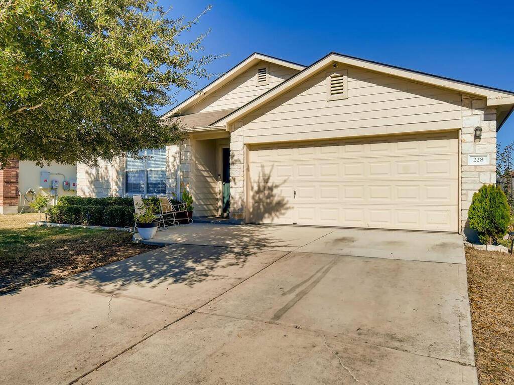 228 Almquist ST, Hutto, TX 78634