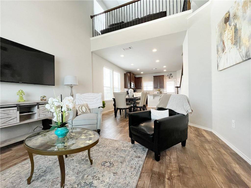264 Limerick RD, Buda, TX 78610