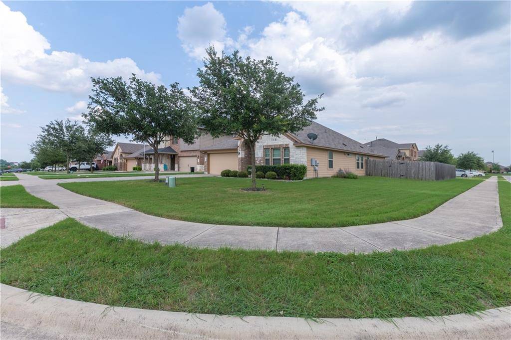 101 Beargrass DR, Kyle, TX 78640