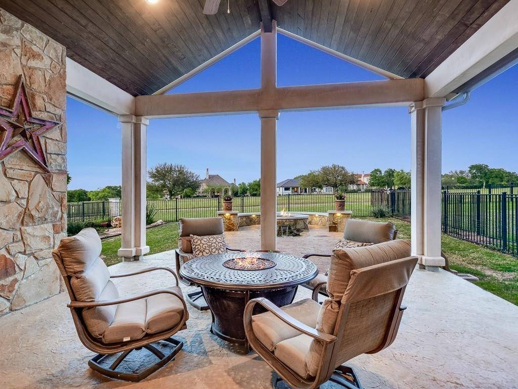 105 Grand Oaks LN, Georgetown, TX 78628